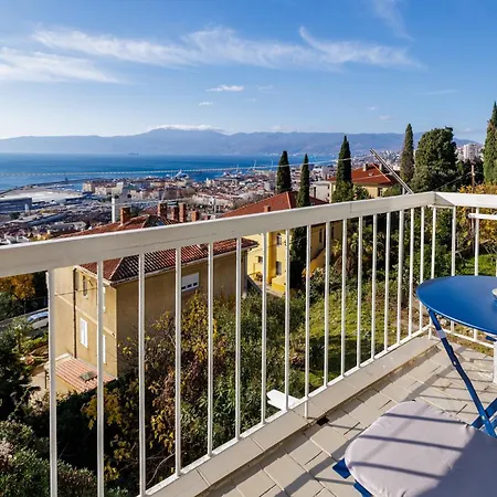 Apartament Ponestrica