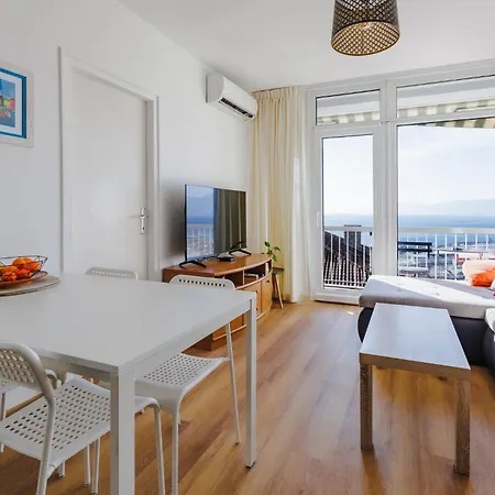 Ponestrica Apartament