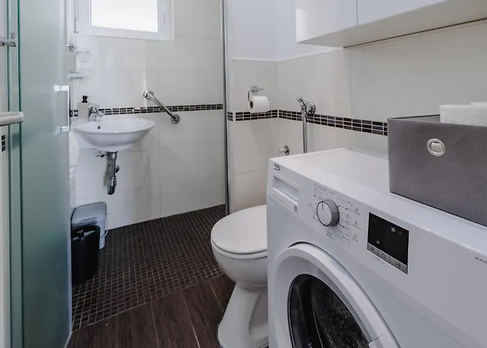 Apartament Ponestrica